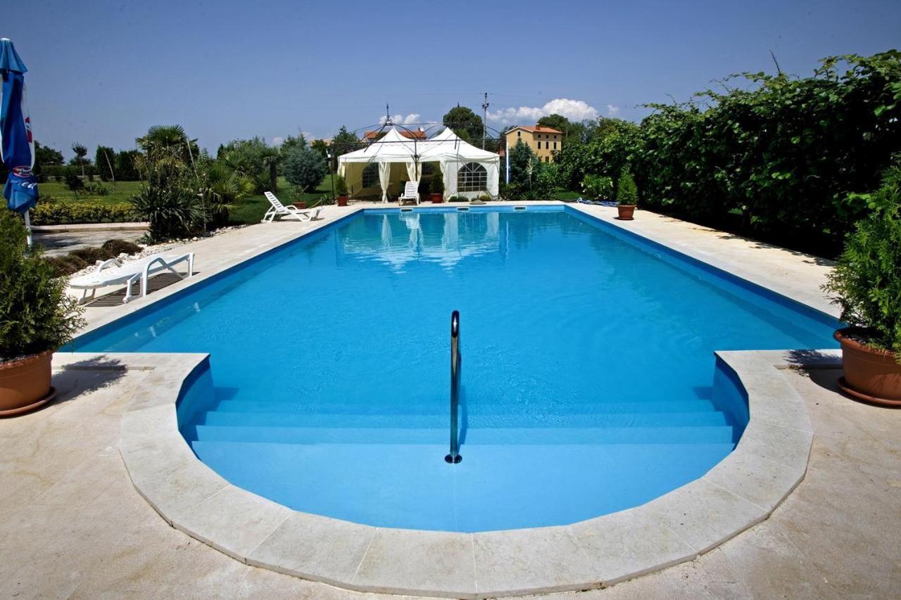 Apartments Aurelia Nova Vas  Екстер'єр фото